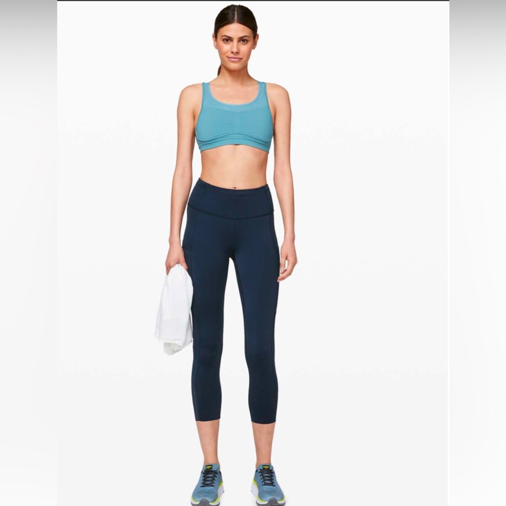 Lululemon Fast & Free High-Rise Crop 23”, Size 12, True Navy